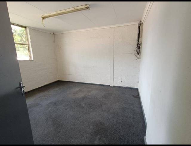 INDUSTRIAL PROPERTY TO RENT IN ROBERTVILLE